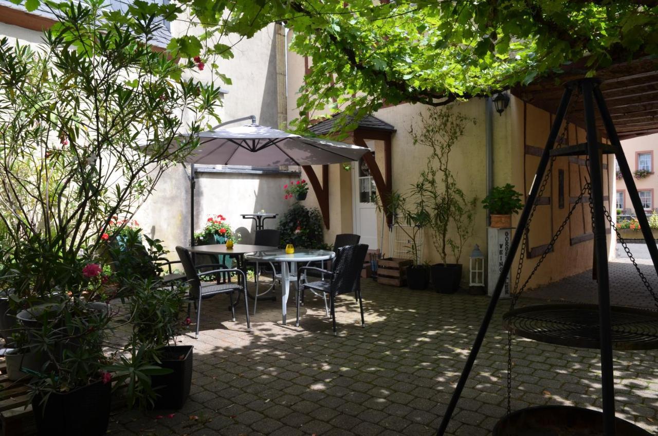 Altes Winzerhaus - Ferienhaus Burgen  Zewnętrze zdjęcie
