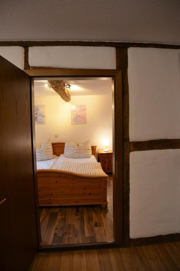 Altes Winzerhaus - Ferienhaus Burgen  Zewnętrze zdjęcie